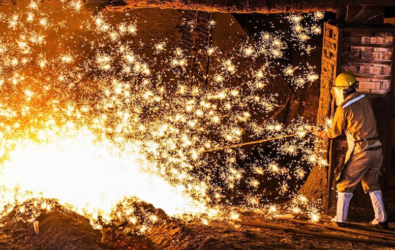 Là nhà sản xuất thép lớn nhất Đông Nam Á, tương đương TOP 30 doanh nghiệp thép lớn nhất thế giới, từ năm 2026, năng lực sản xuất thép của Hòa Phát đạt 16 triệu tấn/năm