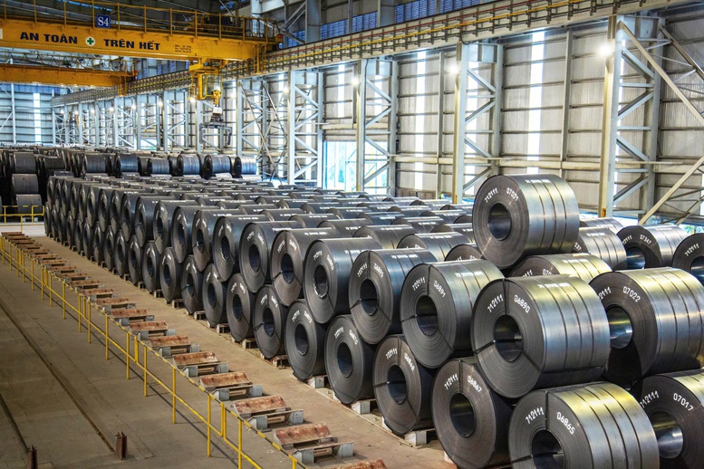 Hòa Phát - Doanh nghiệp sản xuất duy nhất lọt TOP 10 Doanh nghiệp lớn nhất Việt Nam