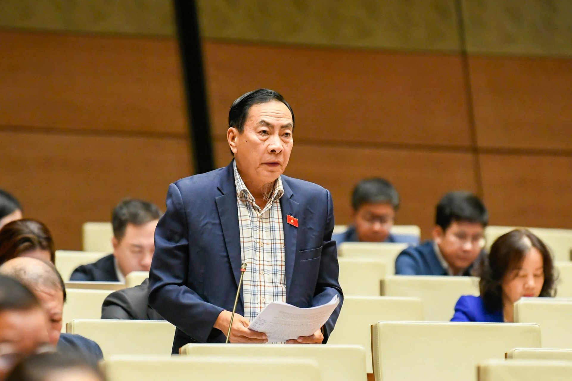 Xử lý tham nhũng, không thể chấp nhận trường hợp “hy sinh đời bố để củng cố đời con”