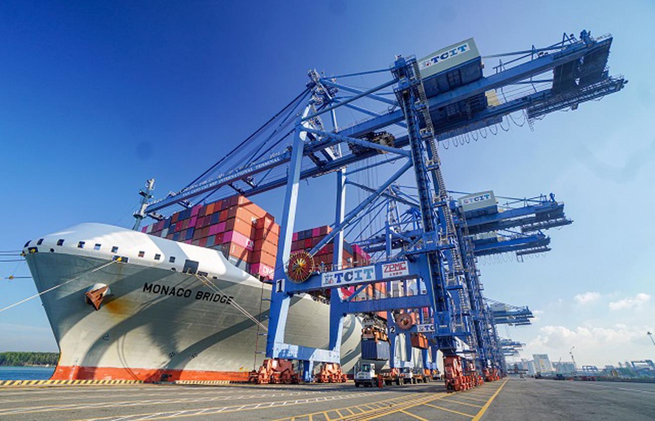 Kim ngạch xuất nhập khẩu đạt mốc 800 tỷ USD, hướng đến mục tiêu 900 tỷ USD