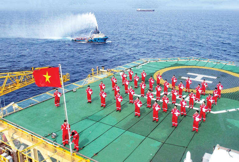 Petrovietnam: Tự hào 64 năm truyền thống - Vững bước kiến tạo năng lượng quốc gia