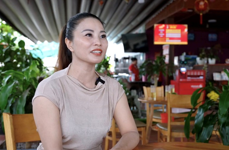 Chị Trần Thị Dung, bà chủ quán cà phê Nhớ