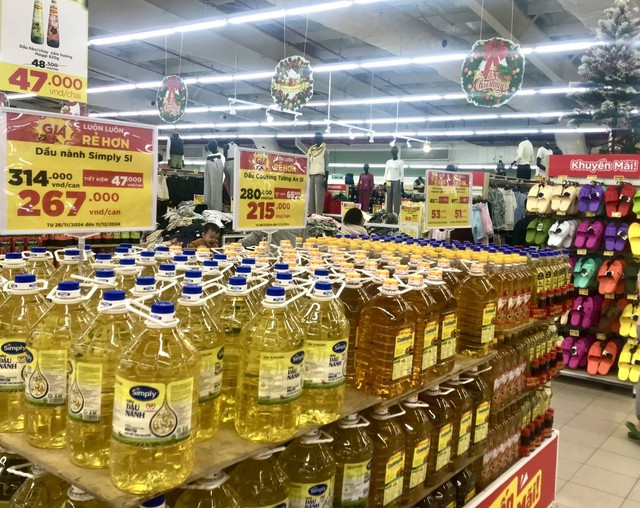 Sẵn sàng nguồn cung hàng hóa thiết yếu phục vụ Tết 2026