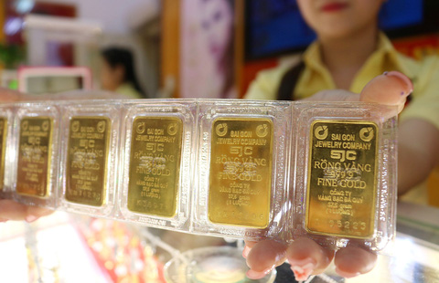 Giá vàng hôm nay 2/12: Tiếp tục tăng