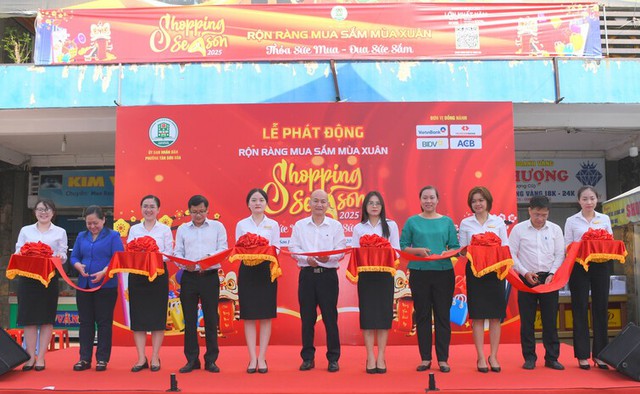 Chợ truyền thống đầu tiên hưởng ứng khuyến mại “Shopping Season”