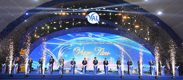 Khánh thành tổ hợp ép dầu đậu nành lớn nhất Đông Nam Á