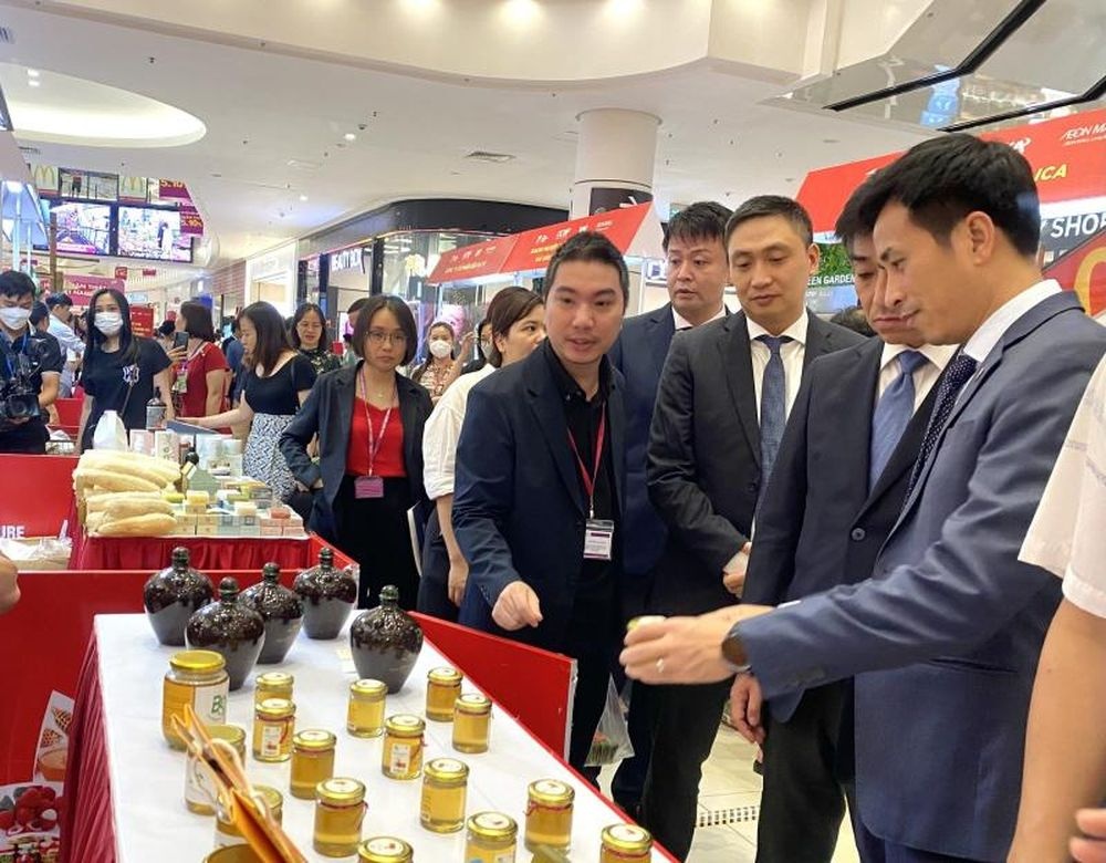 Hà Nội mở rộng hỗ trợ doanh nghiệp tham gia mạng phân phối toàn cầu