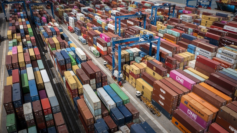 Khi doanh nghiệp tư nhân giải bài toán điểm nghẽn logistics