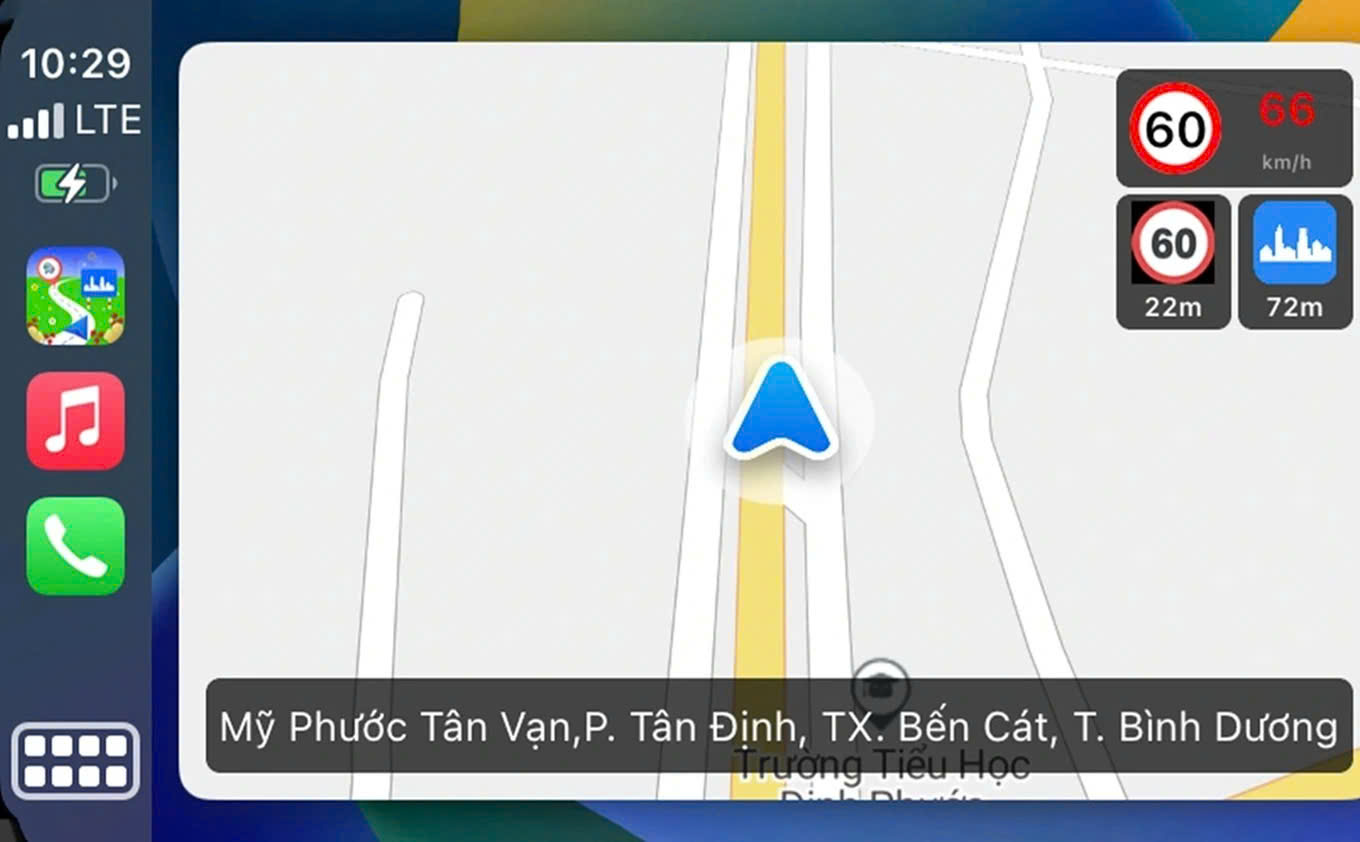 Ứng dụng Vietmap Live c&oacute; t&iacute;nh năng cảnh b&aacute;o trước. V&iacute; dụ, trước khi di chuyển đến khu vực giới hạn tốc độ hoặc khu d&acirc;n cư, hệ thống sẽ th&ocirc;ng b&aacute;o bằng &acirc;m thanh.