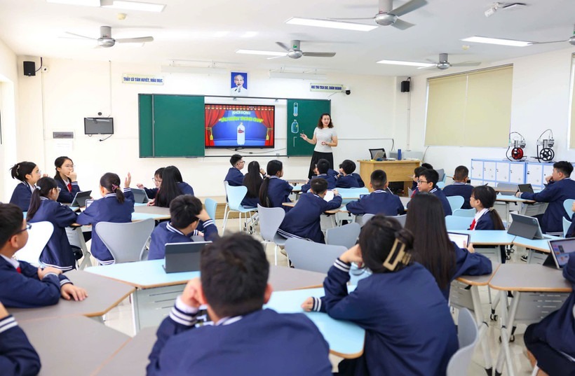 Thí điểm giáo dục AI: Học sinh phổ thông được trang bị năng lực làm chủ trí tuệ nhân tạo