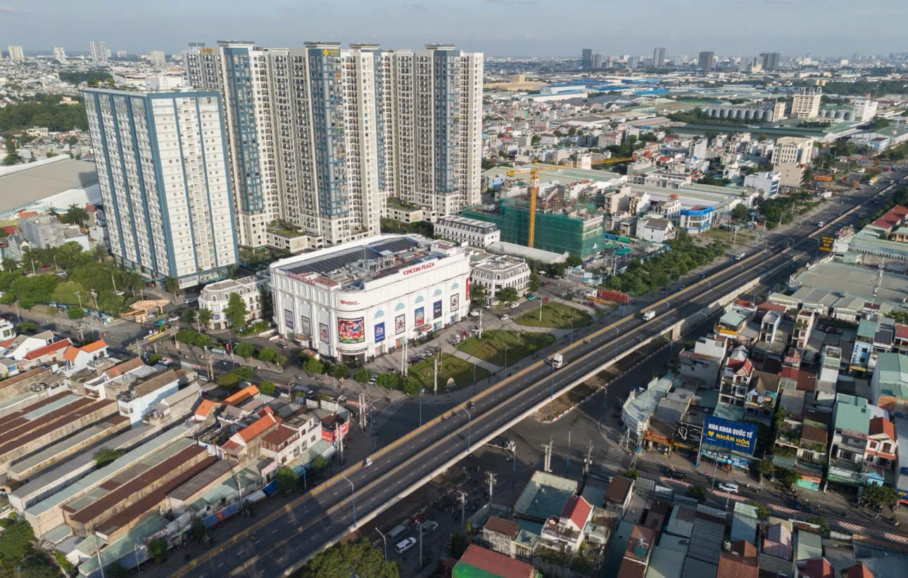 Dư 50-60 triệu mỗi tháng nên kinh doanh hay đầu tư căn hộ cho thuê?