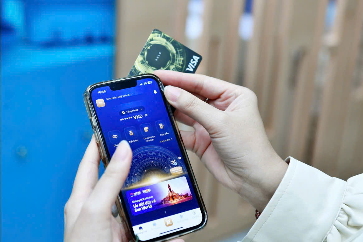 Nghi bị lừa đảo, chủ động nhập sai mật khẩu 5 lần để khóa quyền truy cập ngân hàng số