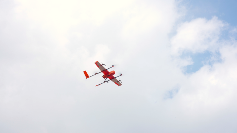 Lần đầu tiên thí điểm dùng thiết bị bay không người lái UAV vận chuyển trong y tế