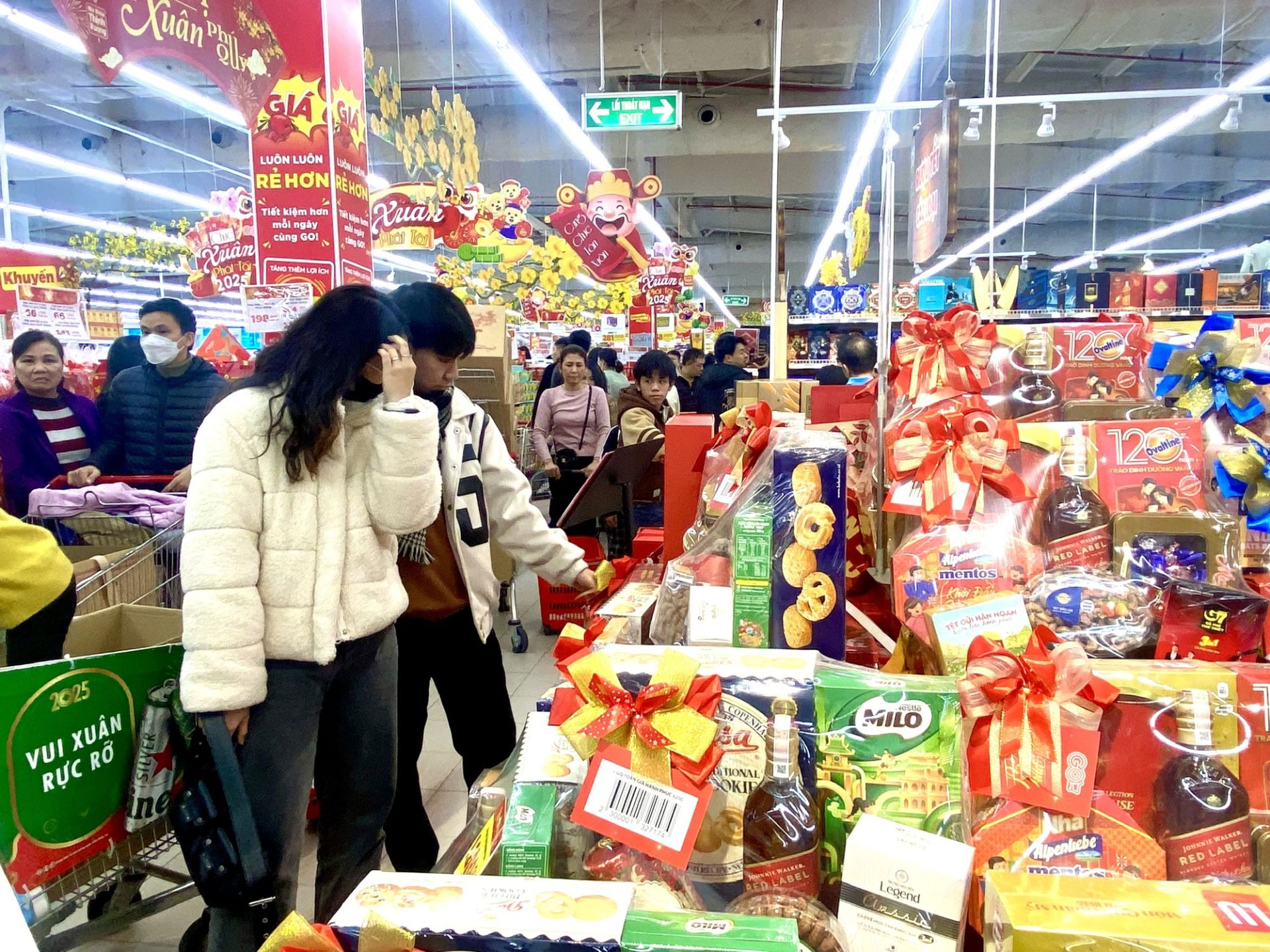 Tiêu dùng Tết 2026: Truyền thống là gốc, thiết thực và tiện lợi dẫn lối mua sắm