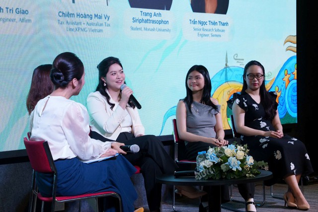 C&aacute;c diễn giả trẻ tại toạ đ&agrave;m Vai tr&ograve; của NextGen hướng tới Thương hiệu Việt Nam 2045 - Ảnh: VGP/Minh Thi