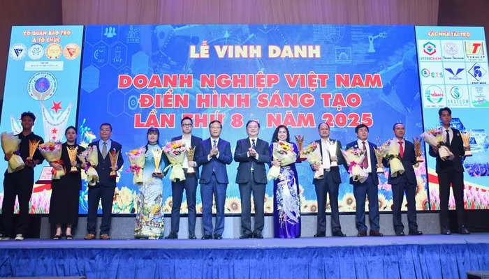 Tôn vinh doanh nghiệp đổi mới sáng tạo, lan tỏa ứng dụng khoa học công nghệ