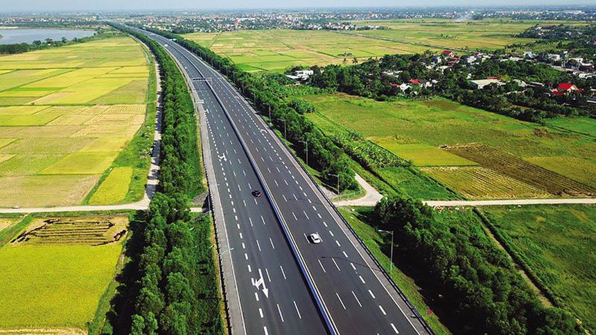 Cả nước hoàn thành thông xe 2.182km cao tốc sau nhiệm kỳ 2021-2025