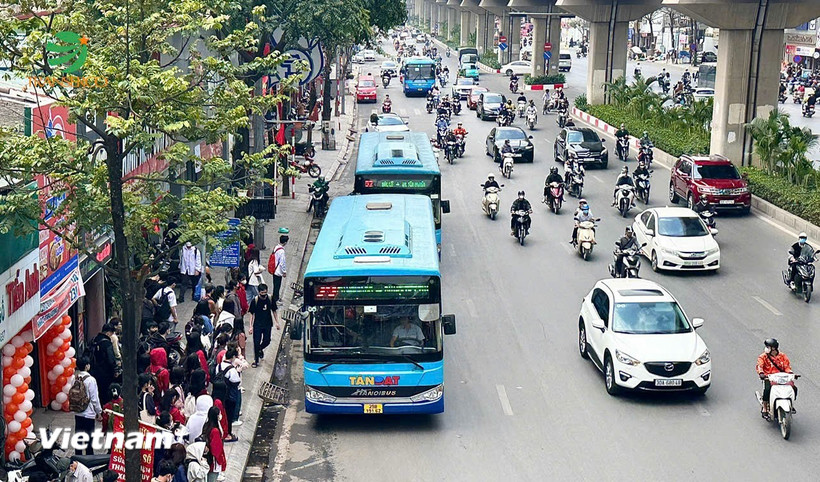 Khoảng 240 triệu lượt khách đi xe bus Hà Nội năm 2025