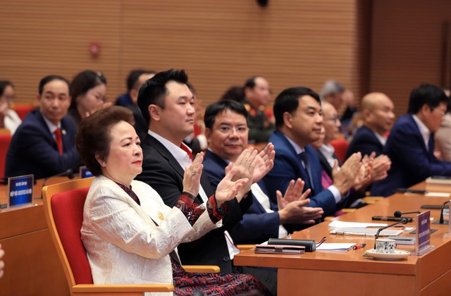 Đại diện doanh nghiệp ti&ecirc;u biểu tham dự cuộc gặp. Ảnh: VGP/Minh Anh