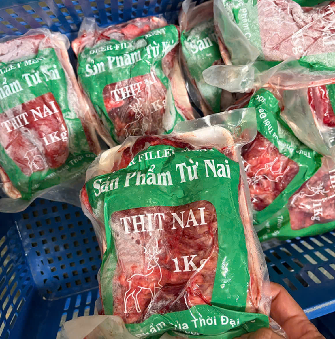 Phát hiện đường dây “phù phép” hơn 50 tấn thịt heo thành thịt đà điểu, nai, nhím