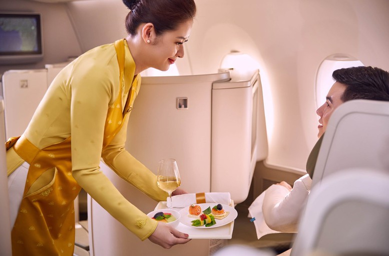 Những đường bay mới của Vietnam Airlines kh&ocirc;ng chỉ l&agrave; c&aacute;c điểm nối tr&ecirc;n bản đồ, m&agrave; l&agrave; dấu hiệu cho thấy Việt Nam đang chủ động hơn trong việc "đặt m&igrave;nh" v&agrave;o c&aacute;c d&ograve;ng chảy kinh tế &ndash; du lịch &ndash; thương mại quốc tế