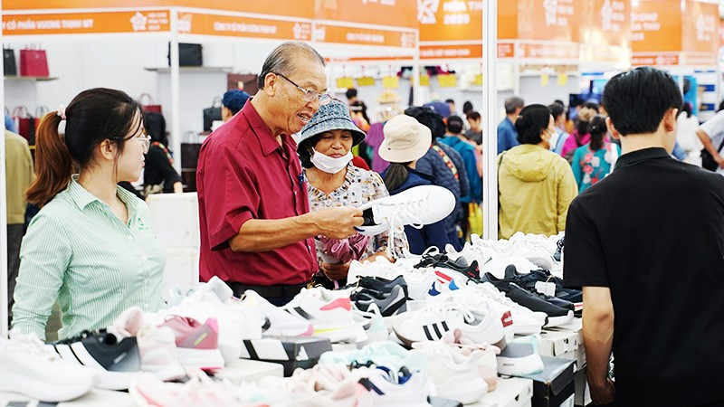 Gần 29 tỷ đô xuất khẩu từ ngành da giày, túi xách