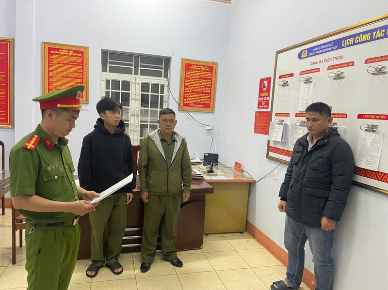 Khởi tố giám đốc sản xuất hơn 200 tấn lúa giống giả