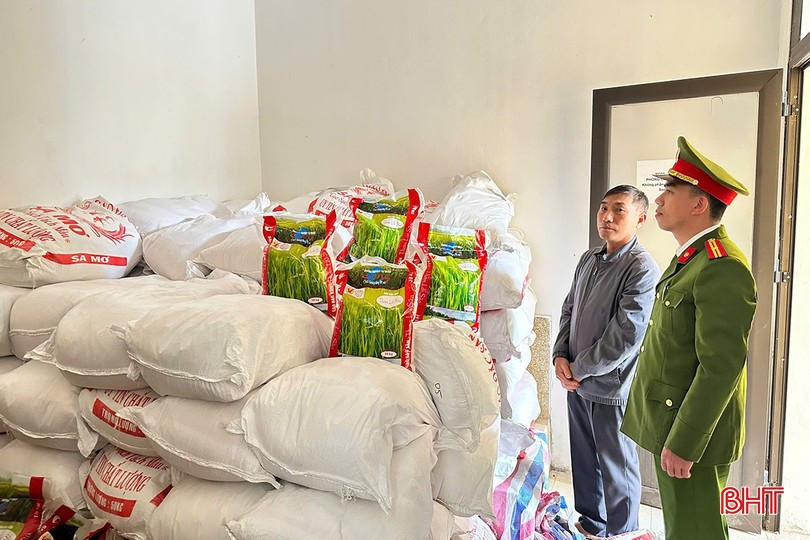 Khởi tố đối tượng sản xuất, buôn bán gạo giả nhãn hiệu "Thơm Lài Sữa"