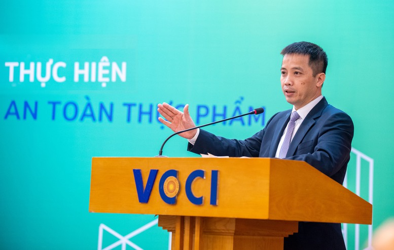 &Ocirc;ng Đậu Anh Tuấn &ndash; Ph&oacute; Tổng thư k&yacute; ki&ecirc;m Trưởng Ban Ph&aacute;p chế VCCI - Ảnh: VGP