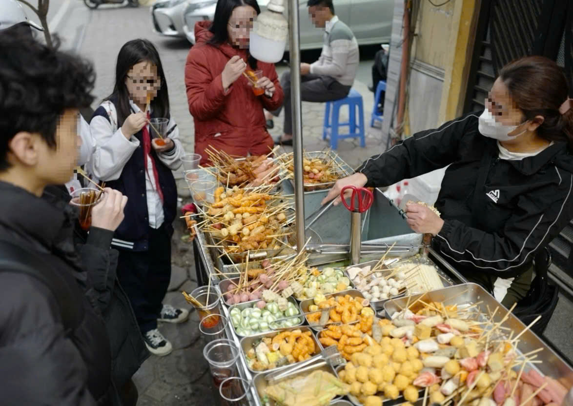 Siết quản lý thức ăn đường phố, vi phạm có thể bị phạt đến 3 triệu đồng