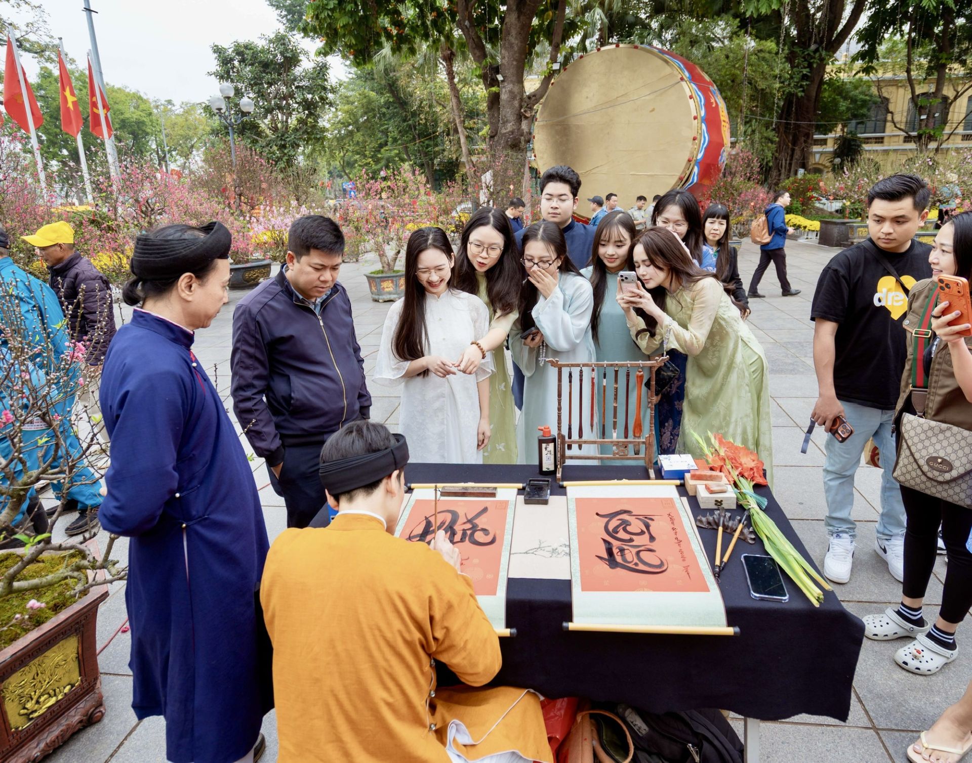 Hà Nội đón 1,34 triệu lượt khách dịp Tết Bính Ngọ 2026, doanh thu đạt 4,87 nghìn tỷ đồng