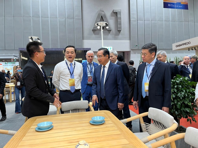 Thúc đẩy ngành gỗ Việt Nam hội nhập sâu với thị trường toàn cầu