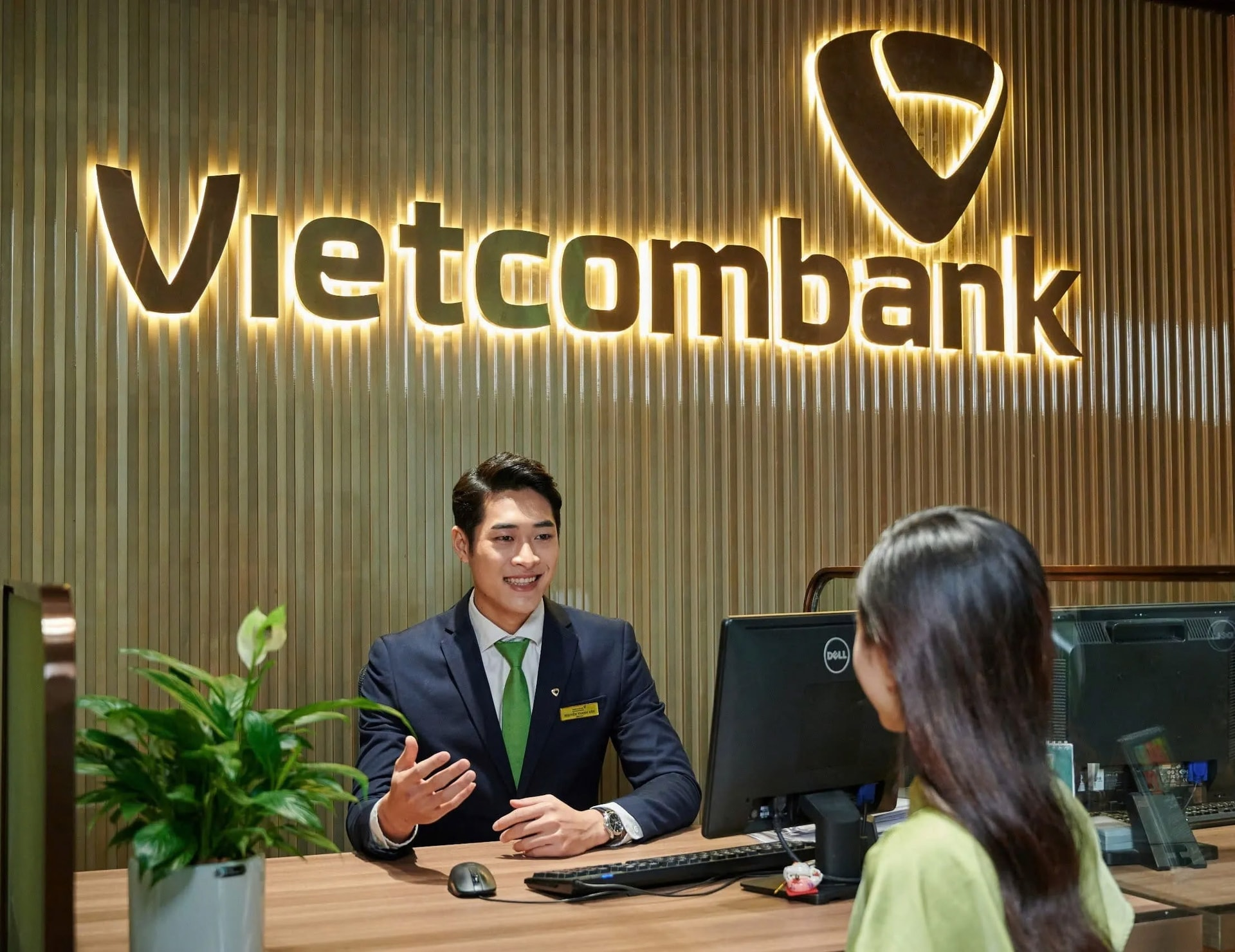 Vietcombank lên kế hoạch huy động 10.000 tỷ đồng qua trái phiếu
