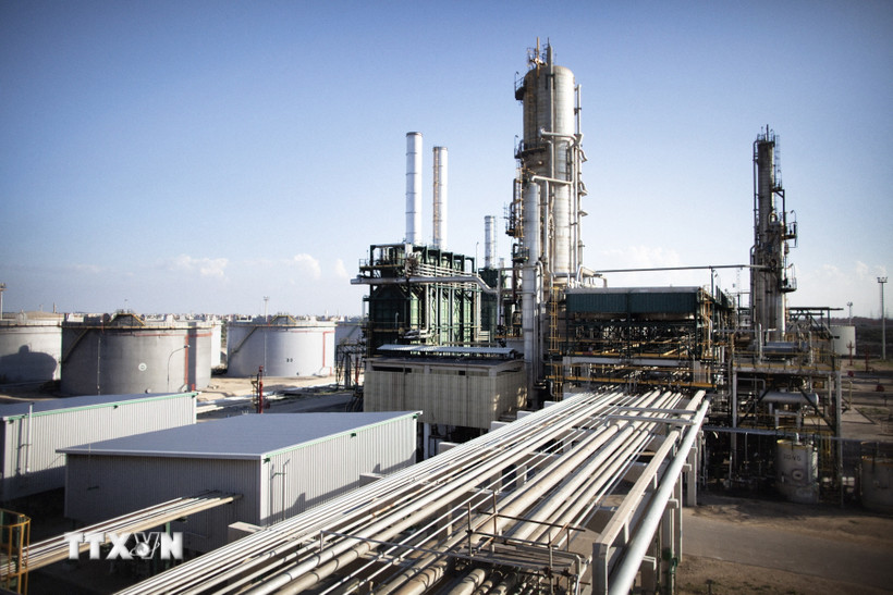 Xung đột tại Trung Đông: Nguy cơ đứt gãy chuỗi cung ứng dầu khí toàn cầu