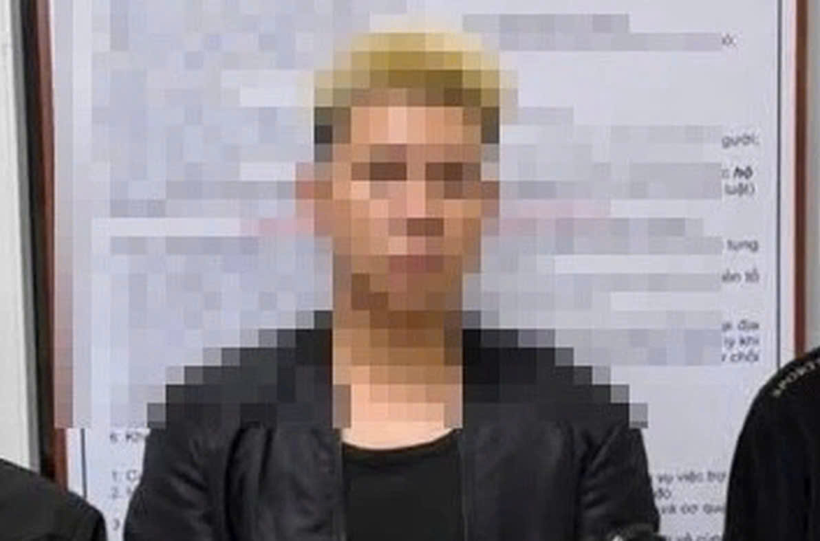 Triệt phá đường dây môi giới mại dâm nam giá tới 5 triệu đồng/đêm