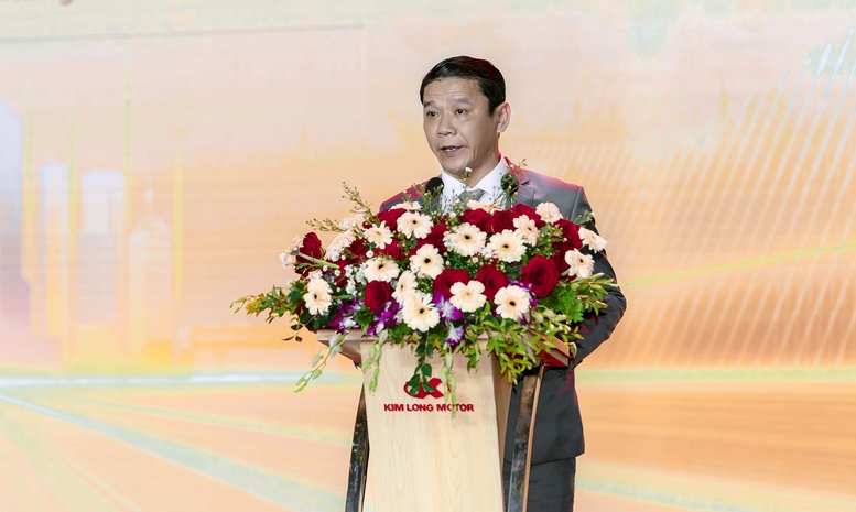 &Ocirc;ng Đ&agrave;o Viết &Aacute;nh, Tổng Gi&aacute;m đốc KIM LONG MOTOR: Ch&uacute;ng t&ocirc;i x&aacute;c định nội địa h&oacute;a v&agrave; l&agrave;m chủ c&ocirc;ng nghệ cốt l&otilde;i l&agrave; kim chỉ nam để x&acirc;y dựng một hệ sinh th&aacute;i sản xuất &ocirc; t&ocirc; bền vững ở Việt Nam - Ảnh VGP