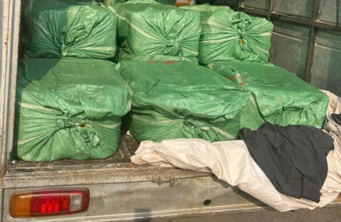 Phát hiện hơn 1,3 tấn nội tạng lợn bốc mùi không rõ nguồn gốc tại Hưng Yên