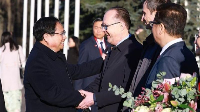 Thủ tướng Phạm Minh Chính đến Moscow, mở đầu chuyến công du Liên bang Nga