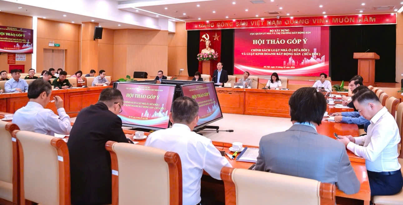 Hội thảo lấy &yacute; kiến g&oacute;p &yacute; dự thảo Luật Nh&agrave; ở (sửa đổi), Luật Kinh doanh bất động sản (sửa đổi). (Ảnh: BXD)