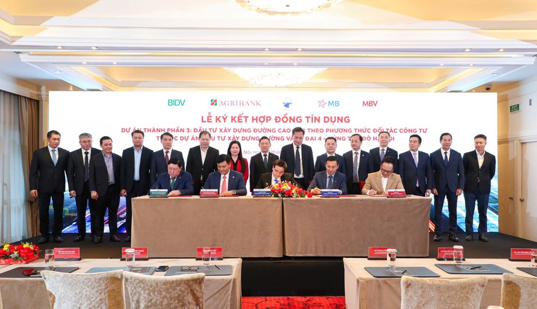 C&aacute;c ng&acirc;n h&agrave;ng k&yacute; hợp đồng cấp t&iacute;n dụng dự &aacute;n đường v&agrave;nh đai 4 V&ugrave;ng Thủ đ&ocirc;.