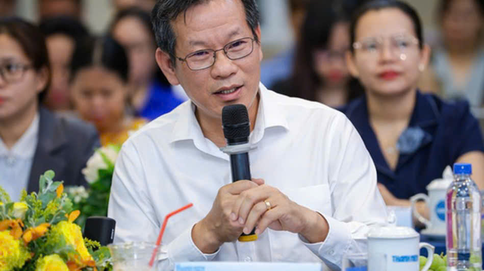 Áp lực nhiên liệu tăng, Vietnam Airlines tính toán điều chỉnh giá vé