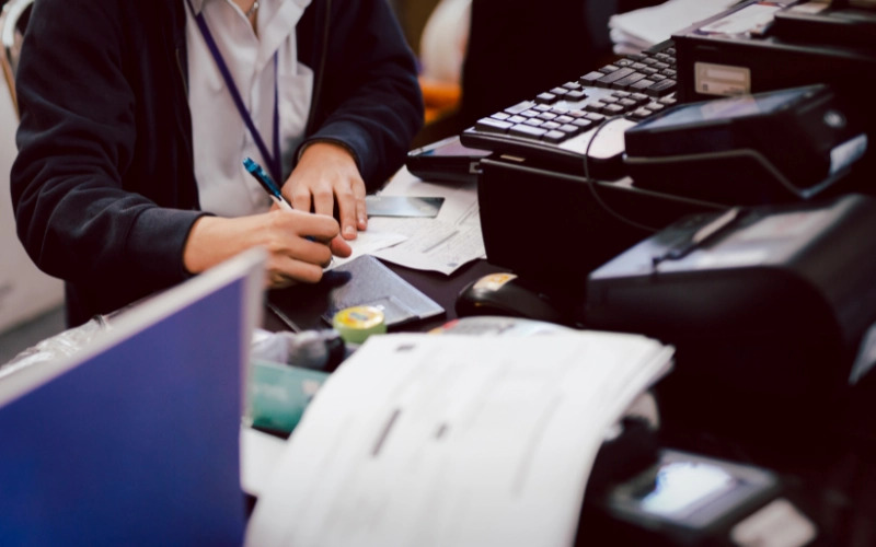 Ngân hàng Nhà nước yêu cầu ổn định lãi suất, tăng minh bạch toàn hệ thống