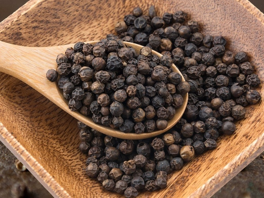 Giá tiêu hôm nay 7/6: Giữ vững mốc 140.000 đồng/kg
