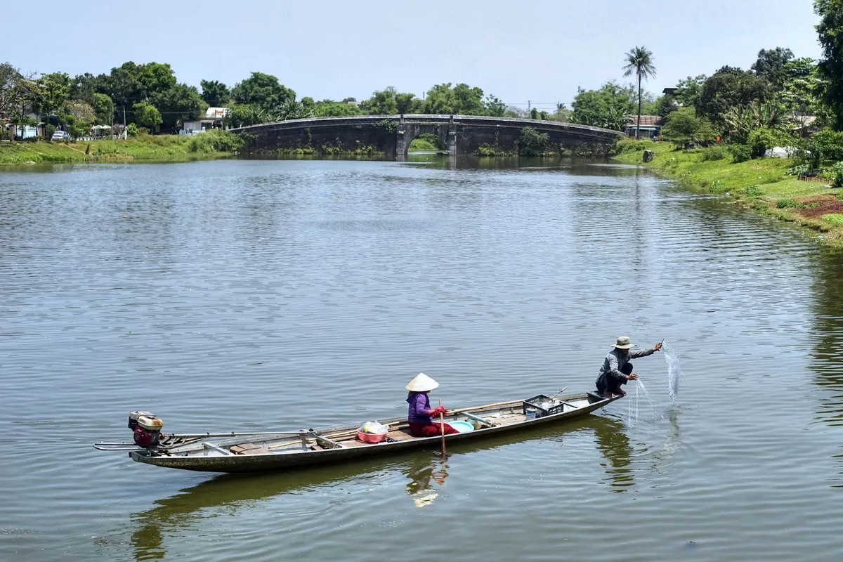Khơi thông sông Ngự Hà, Huế phát triển du lịch đường thủy xanh