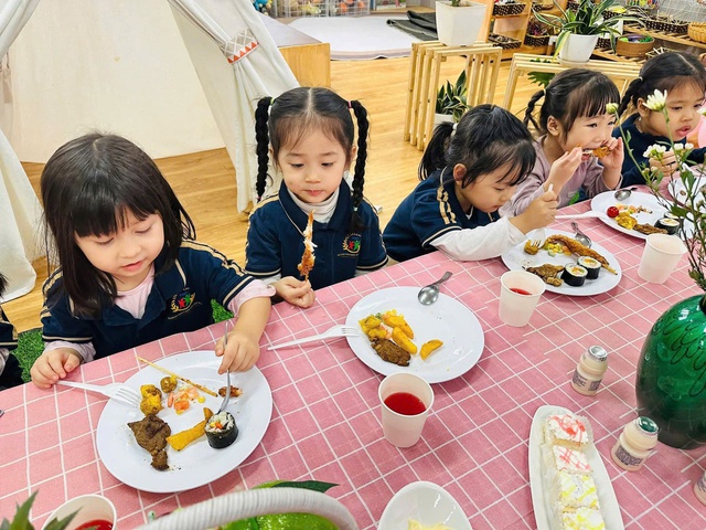 Các trường học phải công khai đơn vị cung cấp thức ăn, thực phẩm