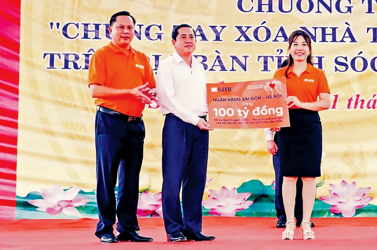 C&aacute;c chương tr&igrave;nh cộng đồng được triển khai song song với hoạt động kinh doanh của SHB, c&aacute;ch tiếp cận n&agrave;y nhằm c&acirc;n bằng giữa mục ti&ecirc;u lợi nhuận v&agrave; tr&aacute;ch nhiệm x&atilde; hội