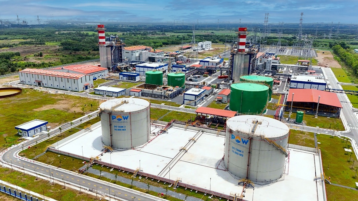 PV Power: Tăng tốc sản xuất, xanh hóa năng lượng