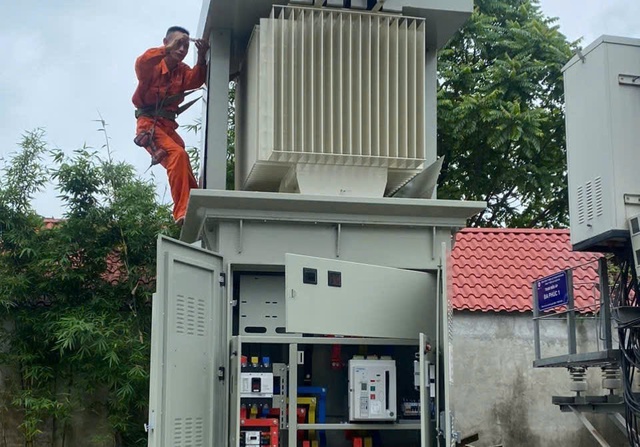 Trạm điện của HTX Sản xuất & Dịch vụ Đa Ph&uacute;c gi&uacute;p n&acirc;ng cao đời sống sản xuất, dịch vụ cho b&agrave; con nh&acirc;n d&acirc;n tr&ecirc;n địa b&agrave;n. Ảnh: VGP/Thiện T&acirc;m
