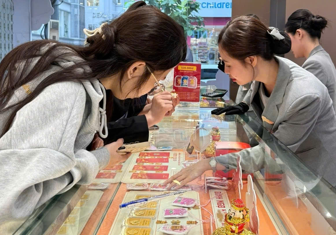 Một điểm kinh doanh của C&ocirc;ng ty Huy Th&agrave;nh. (Ảnh: Huy Thanh Jewelry)