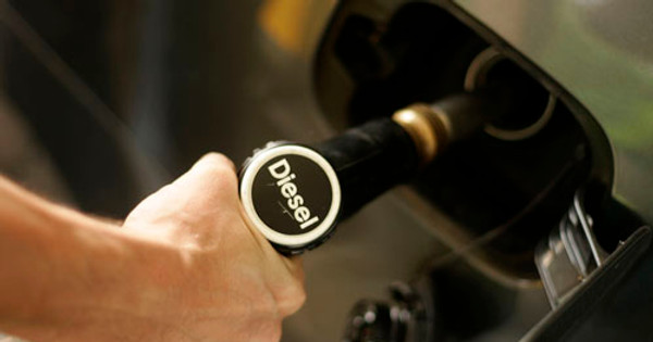 Yếu tố nào khiến giá dầu diesel giảm sâu thời gian qua?